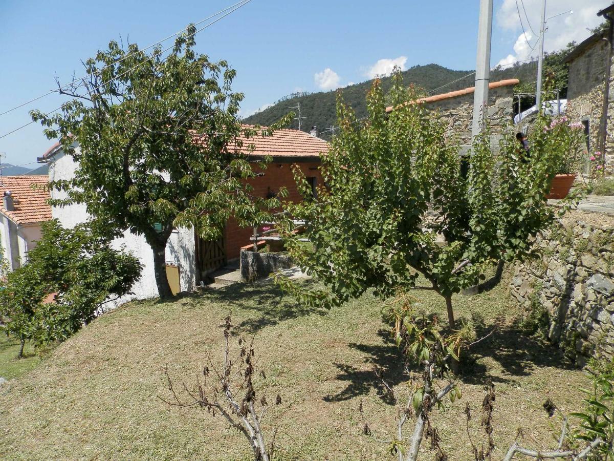 Tra Er Boscu Er Maa Villa Volastra Exterior foto